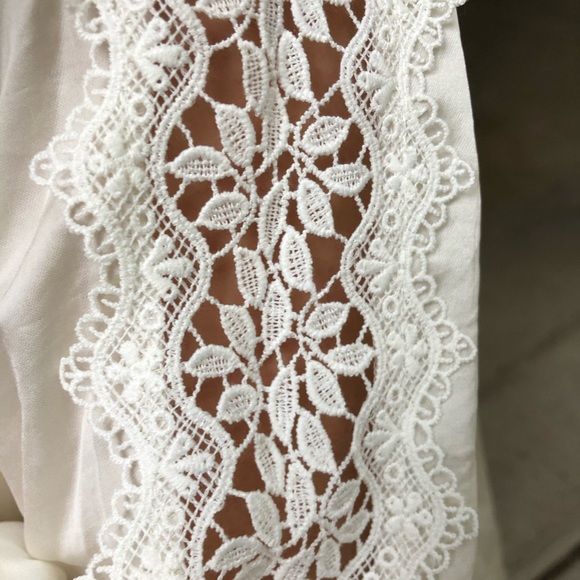 🍭NWT Hummingbird Lace Embellished Top - Picture 3 of 9